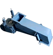 Electromagnetic vibrating feeder