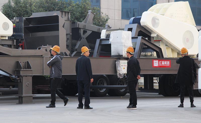 customers visit the factory