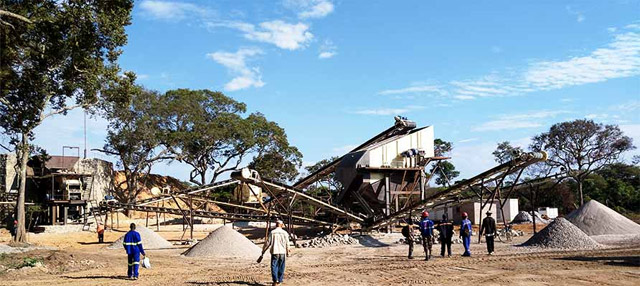 <em>Stone</em> Crusher In Mexico